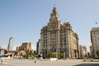 Liverpool. Zabytkowy budynek Royal Liver. - foto: wnieznane.pl Liverpool. Zabytkowy budynek Royal Liver. - foto: wnieznane.pl