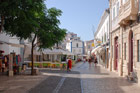 Portugalia. Algarve. Brukowane uliczki w Lagos. - foto: wnieznane.pl Portugalia. Algarve. Brukowane uliczki w Lagos. - foto: wnieznane.pl
