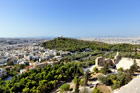 Ateny. Widok z Akropolu na Odeon i Wzgórze Filopapusa. - foto: wnieznane.pl Ateny. Widok z Akropolu na Odeon i Wzgórze Filopapusa. - foto: wnieznane.pl