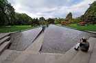 Londyn. Green Park, pomnik Canada Memorial. - foto: wnieznane.pl Londyn. Green Park, pomnik Canada Memorial. - foto: wnieznane.pl