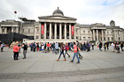 Londyn. Galeria Narodowa, która ogranicza Trafalgar Square. - foto: wnieznane.pl Londyn. Galeria Narodowa, która ogranicza Trafalgar Square. - foto: wnieznane.pl