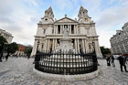 Londyn. Frontowa elewacja Katedry św. Pawła. - foto: wnieznane.pl Londyn. Frontowa elewacja Katedry św. Pawła. - foto: wnieznane.pl