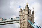 Londyn. Szczyt jednej z wież Mostu Tower. - foto: wnieznane.pl Londyn. Szczyt jednej z wież Mostu Tower. - foto: wnieznane.pl