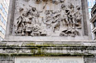 Londyn. The Monument - tablica informacyjna. - foto: wnieznane.pl Londyn. The Monument - tablica informacyjna. - foto: wnieznane.pl