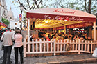 Paryż. Place du Tertre, czyli serce dzielnicy Montmartre. - foto: wnieznane.pl Paryż. Place du Tertre, czyli serce dzielnicy Montmartre. - foto: wnieznane.pl