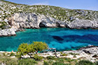 Zakynthos. Fantastyczna woda w Porto Limnionas. - foto: wnieznane.pl Zakynthos. Fantastyczna woda w Porto Limnionas. - foto: wnieznane.pl