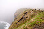 Irlandia. Mgliście i wietrznie, tak przywitały nas Cliffs of Moher. - foto: wnieznane.pl Irlandia. Mgliście i wietrznie, tak przywitały nas Cliffs of Moher. - foto: wnieznane.pl