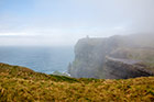 Irlandia. Odrobina błękitnego nieba pojawiła się na Cliffs of Moher w czasie naszej wizyty. - foto: wnieznane.pl Irlandia. Odrobina błękitnego nieba pojawiła się na Cliffs of Moher w czasie naszej wizyty. - foto: wnieznane.pl