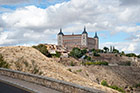 Toledo. Alcazar widziany zza rzeki. - foto: wnieznane.pl Toledo. Alcazar widziany zza rzeki. - foto: wnieznane.pl