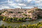 Toledo. Miasto widziane zza rzeki Tajo (Tag). - foto: wnieznane.pl Toledo. Miasto widziane zza rzeki Tajo (Tag). - foto: wnieznane.pl