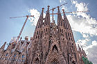 Barcelona. Sagrada Familia widziana od strony Carrer de la Marina. - foto: wnieznane.pl Barcelona. Sagrada Familia widziana od strony Carrer de la Marina. - foto: wnieznane.pl