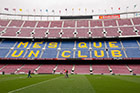 Barcelona. Camp Nou. Sztandarowe hasło klubu widnieje na jednej z trybun. - foto: wnieznane.pl Barcelona. Camp Nou. Sztandarowe hasło klubu widnieje na jednej z trybun. - foto: wnieznane.pl