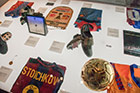 Barcelona. Camp Nou. W klubowym muzeum nie brakuje klasycznych eksponatów. - foto: wnieznane.pl Barcelona. Camp Nou. W klubowym muzeum nie brakuje klasycznych eksponatów. - foto: wnieznane.pl