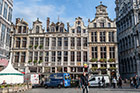 Bruksela. Kamienice przy Grand Place. - foto: wnieznane.pl Bruksela. Kamienice przy Grand Place. - foto: wnieznane.pl