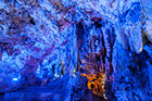 Gibraltar. We wnętrzu jaskini St. Michael's Cave. - foto: wnieznane.pl Gibraltar. We wnętrzu jaskini St. Michael's Cave. - foto: wnieznane.pl