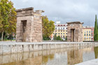 Madryt. Egipska świątynia w Europie - Templo de Debod. - foto: wnieznane.pl Madryt. Egipska świątynia w Europie - Templo de Debod. - foto: wnieznane.pl