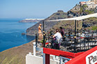 Santorini. Taras jednej z restauracji w Firze. - foto: wnieznane.pl Santorini. Taras jednej z restauracji w Firze. - foto: wnieznane.pl