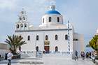 Santorini. Kościół Panagia Platsani w centrum Oi. - foto: wnieznane.pl Santorini. Kościół Panagia Platsani w centrum Oi. - foto: wnieznane.pl