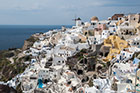 Santorini. Charakterystyczna cykladzka zabudowa w Oi. - foto: wnieznane.pl Santorini. Charakterystyczna cykladzka zabudowa w Oi. - foto: wnieznane.pl