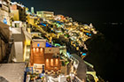 Santorini. Stolica wyspy, Fira, nocą prezentuje się wspaniale. - foto: wnieznane.pl Santorini. Stolica wyspy, Fira, nocą prezentuje się wspaniale. - foto: wnieznane.pl