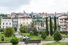 Bergamo. Widok z Dolnego Miasta na Citta Alta (Górne Miasto). - foto: wnieznane.pl Bergamo. Widok z Dolnego Miasta na Citta Alta (Górne Miasto). - foto: wnieznane.pl