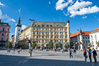 Brno. Rynek, w tle stary Ratusz. - foto: wnieznane.pl Brno. Rynek, w tle stary Ratusz. - foto: wnieznane.pl