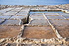 Gozo. Salt Pans, czyli solniska w północnej części wyspy. - foto: wnieznane.pl Gozo. Salt Pans, czyli solniska w północnej części wyspy. - foto: wnieznane.pl