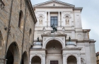 Bergamo. Katedra i Piazza del Duomo w Citta Alta (Górnym Mieście). - foto: wnieznane.pl Bergamo. Katedra i Piazza del Duomo w Citta Alta (Górnym Mieście). - foto: wnieznane.pl