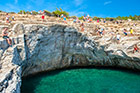 Thassos. Giola - naturalny morski basen. - foto: wnieznane.pl Thassos. Giola - naturalny morski basen. - foto: wnieznane.pl