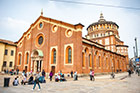 Mediolan. Kościół Santa Maria delle Grazie, przy którym znajduje się Ostatnia Wieczerza. - foto: wnieznane.pl Mediolan. Kościół Santa Maria delle Grazie, przy którym znajduje się Ostatnia Wieczerza. - foto: wnieznane.pl
