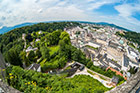 Salzburg. Widok na miasto z twierdzy Hohensalzburg. - foto: wnieznane.pl Salzburg. Widok na miasto z twierdzy Hohensalzburg. - foto: wnieznane.pl