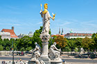Wiedeń. Fontanna Pallas Atena przy budynku Parlamentu. - foto: wnieznane.pl Wiedeń. Fontanna Pallas Atena przy budynku Parlamentu. - foto: wnieznane.pl