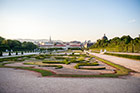 Wiedeń. Ogrody przy pałacu Belweder. - foto: wnieznane.pl Wiedeń. Ogrody przy pałacu Belweder. - foto: wnieznane.pl