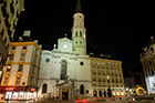 Wiedeń. Michaelerplatz nocą. - foto: wnieznane.pl Wiedeń. Michaelerplatz nocą. - foto: wnieznane.pl