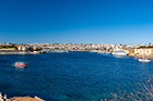 Malta. Valletta. Widok na miasto i marinę. - foto: wnieznane.pl Malta. Valletta. Widok na miasto i marinę. - foto: wnieznane.pl