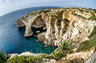 Malta. Widok z góry na Blue Grotto. - foto: wnieznane.pl Malta. Widok z góry na Blue Grotto. - foto: wnieznane.pl