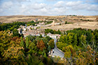 Segowia. Widok z okolic Alcazaru na położone w dole budynki. - foto: wnieznane.pl Segowia. Widok z okolic Alcazaru na położone w dole budynki. - foto: wnieznane.pl