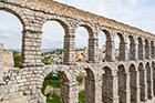 Segowia. Górna część akweduktu. - foto: wnieznane.pl Segowia. Górna część akweduktu. - foto: wnieznane.pl