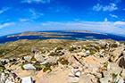 Mykonos. Na terenie starożytnych ruin na wyspie Delos. - foto: wnieznane.pl Mykonos. Na terenie starożytnych ruin na wyspie Delos. - foto: wnieznane.pl