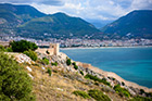 Alanya. Widok na miasto i wybrzeże z twierdzy z XIII wieku. - foto: wnieznane.pl Alanya. Widok na miasto i wybrzeże z twierdzy z XIII wieku. - foto: wnieznane.pl