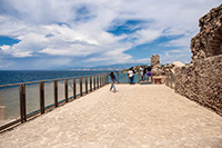 Kalabria. Zamek aragoński w miejscowości Le Castella. - foto: wnieznane.pl Kalabria. Zamek aragoński w miejscowości Le Castella. - foto: wnieznane.pl