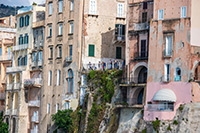 Kalabria. Widok na malowniczą miejscowość Tropea. - foto: wnieznane.pl Kalabria. Widok na malowniczą miejscowość Tropea. - foto: wnieznane.pl