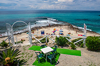 Kalabria. Wspaniałe górzyste wybrzeże Capo Vaticano. - foto: wnieznane.pl Kalabria. Wspaniałe górzyste wybrzeże Capo Vaticano. - foto: wnieznane.pl