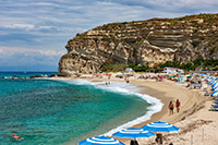 Kalabria. Malownicza plaża z fanstastyczną wodą w Riaci. - foto: wnieznane.pl Kalabria. Malownicza plaża z fanstastyczną wodą w Riaci. - foto: wnieznane.pl