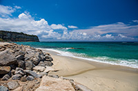 Kalabria. Długa, piaszczysta plaża Formicoli w miejscowości Ricadi. - foto: wnieznane.pl Kalabria. Długa, piaszczysta plaża Formicoli w miejscowości Ricadi. - foto: wnieznane.pl