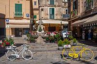Kalabria. Malownicze centrum słynnej miejscowości Tropea. - foto: wnieznane.pl Kalabria. Malownicze centrum słynnej miejscowości Tropea. - foto: wnieznane.pl