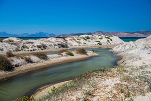 Kos. Przy plaży Tigaki. - foto: wnieznane.pl Kos. Przy plaży Tigaki. - foto: wnieznane.pl