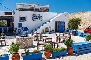 Kos. Tawerna w stylu wyspiarskim w miejscowości Kefalos. - foto: wnieznane.pl Kos. Tawerna w stylu wyspiarskim w miejscowości Kefalos. - foto: wnieznane.pl