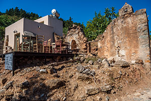 Kos. Opuszczona wioska Palio Pyli. - foto: wnieznane.pl Kos. Opuszczona wioska Palio Pyli. - foto: wnieznane.pl