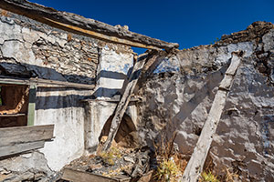 Kos. Opuszczona wioska Palio Pyli. - foto: wnieznane.pl Kos. Opuszczona wioska Palio Pyli. - foto: wnieznane.pl